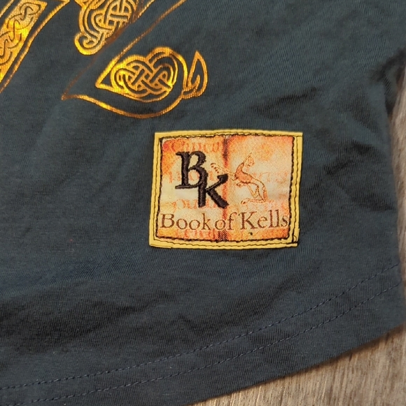 Book of Kells T-shirt - Picture 2 of 4